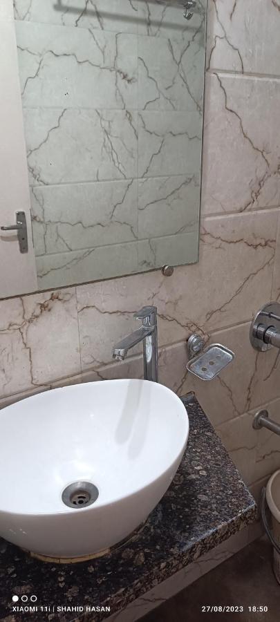 מומביי Hotel A Suites מראה חיצוני תמונה